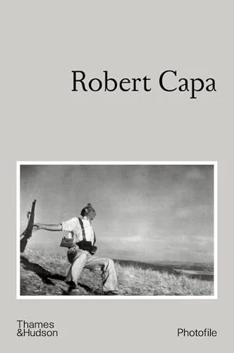Robert Capa (Photofile) cover