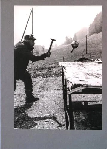 Jean Tinguely cover